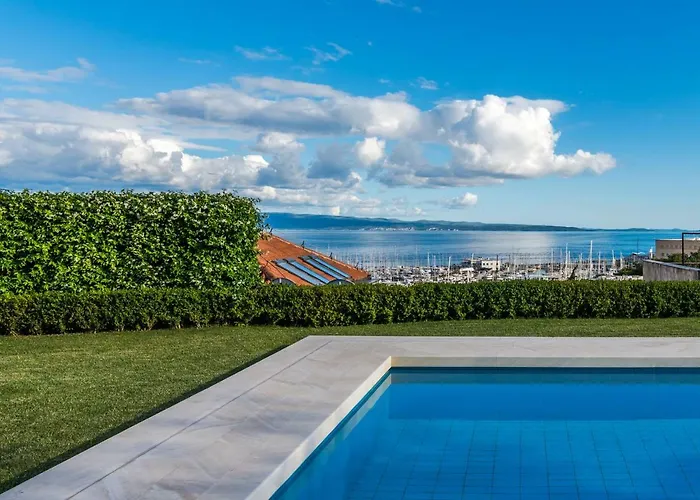 Apartament The Whitestone *